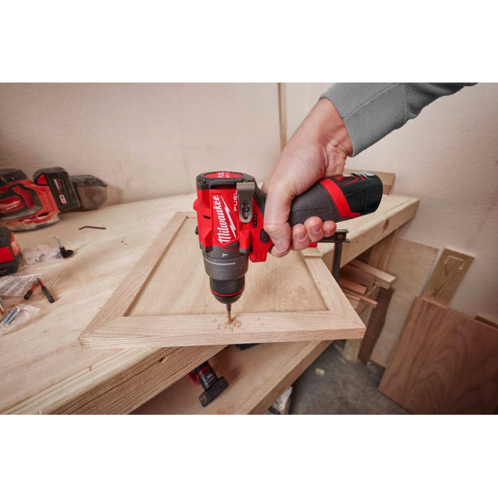 Ударний дриль-викрутка Milwaukee M12 FPD2-0 4933479867