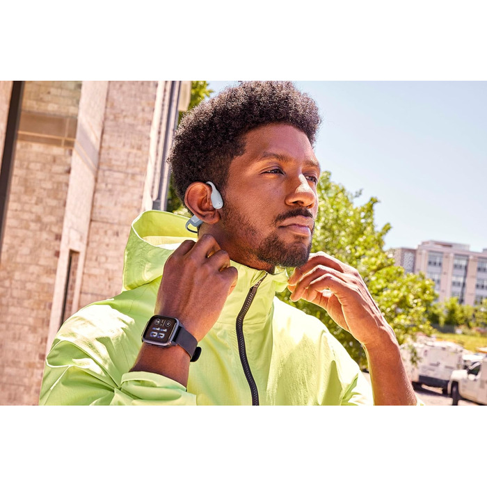 Розумний годинник Garmin Venu Sq 2 Music з GPS, AMOLED дисплеєм 1.4', музичним програвачем, аналізом сну та 25+ спортивними функціями. Garmin Pay, до 11 днів роботи від акумулятора, водонепроникність. Колір: Шкіряний сірий.