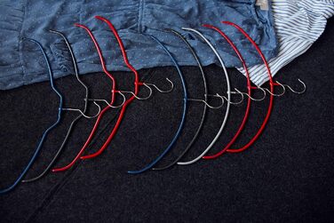 MAWA Clothes Hangers Light, Set of 20 space-saving and non-slip hangers, ideal for T-shirts, tops, and lightweight sweaters, with a 360° swivel hook and non-slip coating, 40 cm, Black