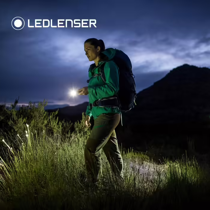 Ліхтарик Ledlenser P7R LED, акумуляторний, фокусування, 1000 люмен, 210 м, 40 годин, чорний