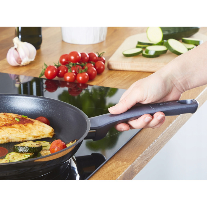 Набір сталевих сковорідок TEFAL Daily Cook (20/24/26/28/30 см), для індукційних плит