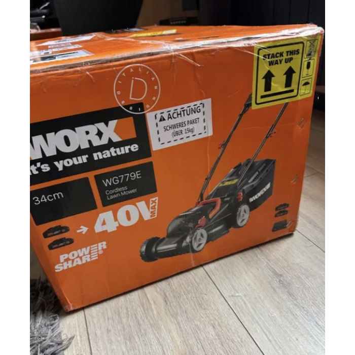 Акумуляторна газонокосарка WORX WG779E.1 40V, чорно-помаранчева