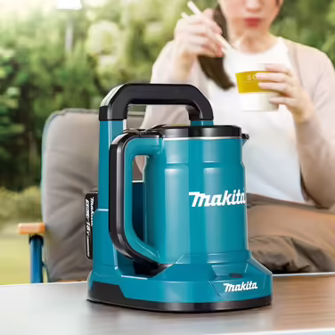 Електричний акумуляторний чайник Makita DKT360Z 2x18В (без акумулятора та зарядного пристрою)