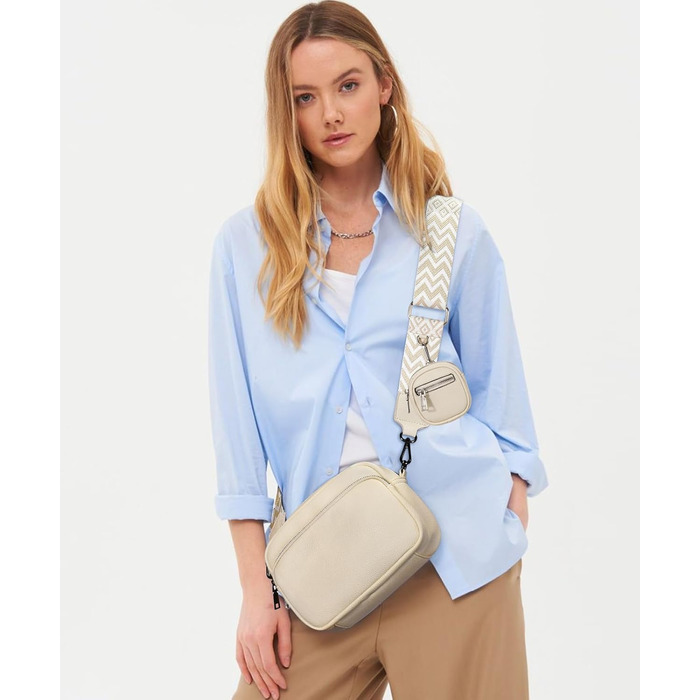 Сумка жіноча через плече крос-боді з PU шкіри бежевого кольору з відстібним ремінцем