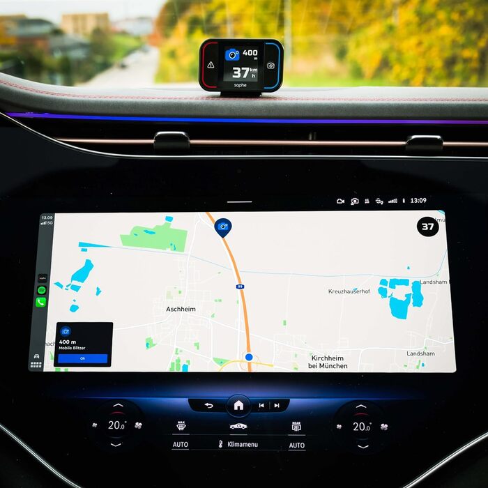 Радар-детектор Saphe Drive Pro для авто з кольоровим дисплеєм, сумісний з CarPlay та Android Auto, сповіщення про радари і небезпеки, дані Blitzer.de, підписка на 12 місяців