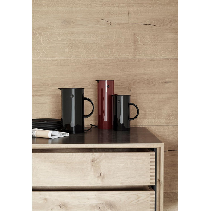 Термос Stelton EM77, 0.5 л, чорний - ізольована кавова/чайни термос з подвійними стінками, скляний вкладиш, магнітний замок, вінтажний дизайн