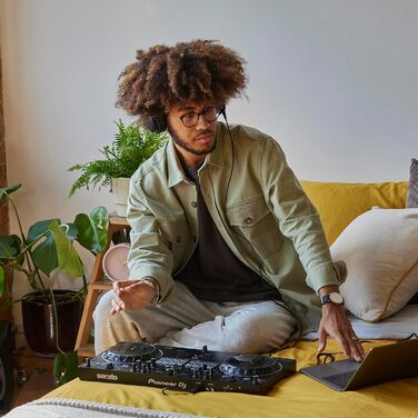 DJ контролер Pioneer DDJ-REV1 для Serato DJ – 2 деки