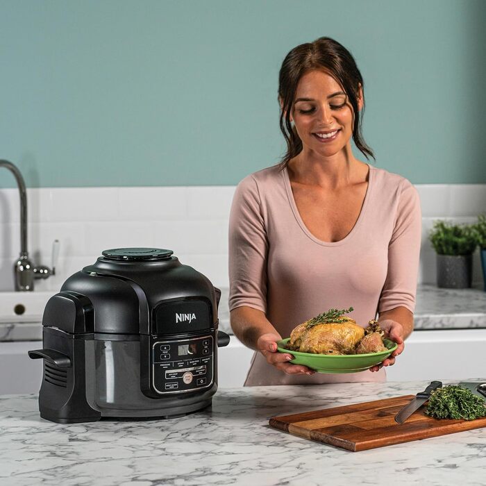 Ninja Foodi MINI Multi-Cooker, 4.7L, 6-in-1 Multi-Cooker, Pressure Cooker, Air Fryer, Slow Cooker, 1460W, Grey/Black OP100EU