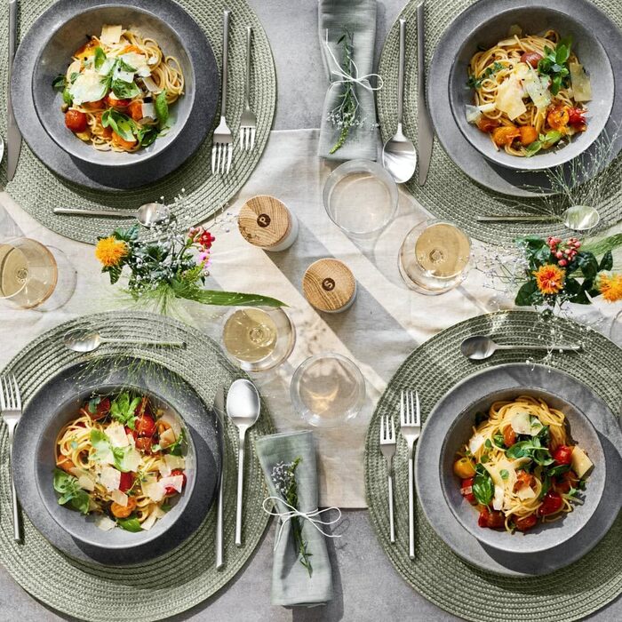 SPRINGLANE Cutlery Set 20-piece, brushed stainless steel, robust cutlery set for 4 people made of rust-resistant 18/10 stainless steel, including knife, fork, soup spoon, teaspoon, and cake fork.