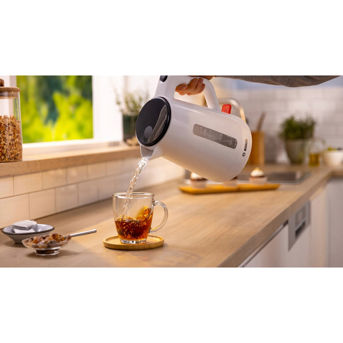 Бездротовий електрочайник Bosch TWK1M121, 1,7 л, 2400 Вт, Білий