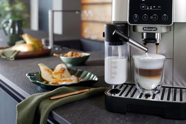 Ріжкова кавомашина De'Longhi Magnifica Start Milk ECAM 220.80.SB