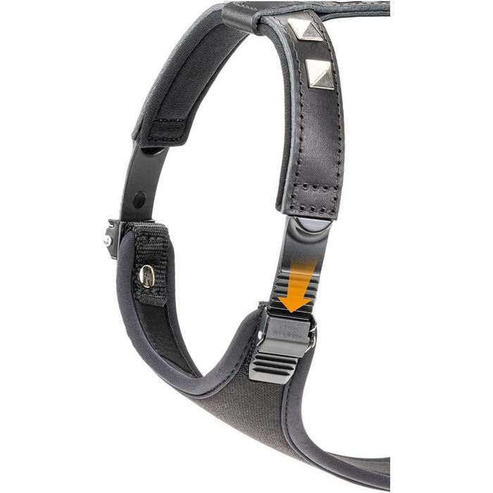 Нашийник для собак середніх порід Ferplast Giotto Luxor з натуральної шкіри та срібними заклепками, чорний (M)