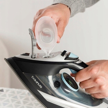 Парова праска Taurus Geyser Eco 3200W, чорна
