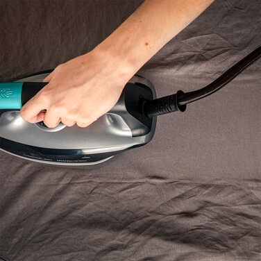 Станція для прасування Cecotec IronHero H-2800 Station Horizontale, 2800 Вт, керамічна підошва, антинакип, автоматичне вимкнення