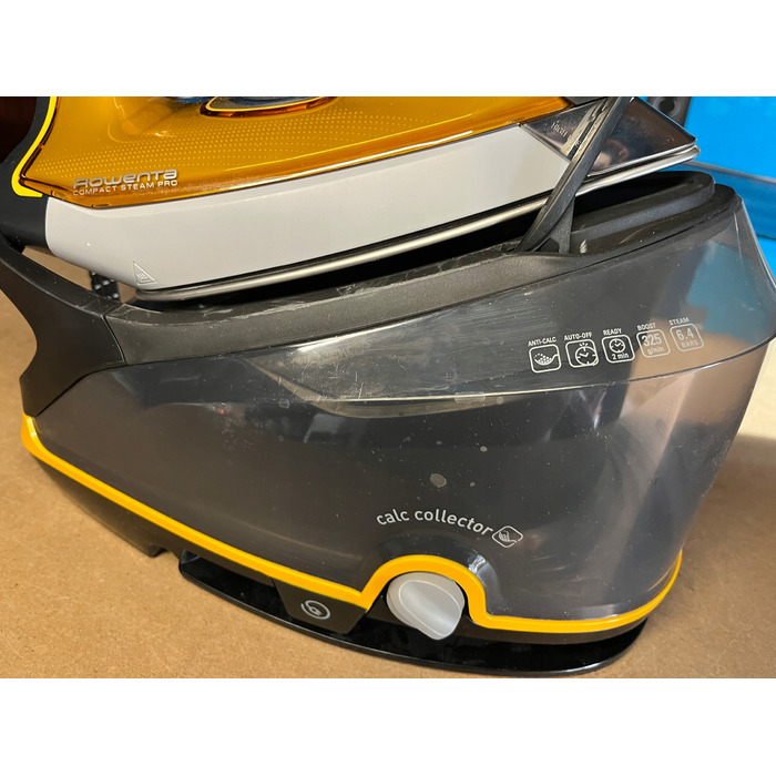 Парова станція Rowenta Compact Steam Pro DG7644, 2200 Вт, 1,1 л, НОВА