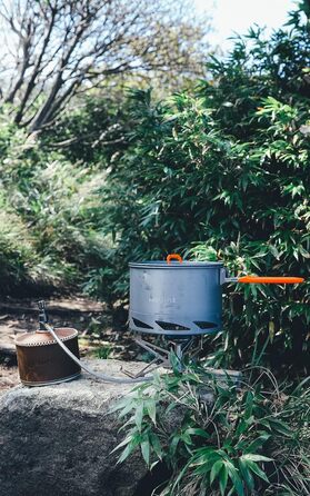 Набір посуду для кемпінгу Fire-Maple Feast Series | Посуд для приготування їжі на природі | З набором каструль, чайника, сковорідки, тарілок та лопатки | Преміум-якість | Ідеальний набір для подорожей, хайкінгу, автокемпінгу та надзвичайних ситуацій (сіри