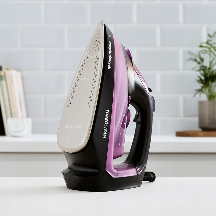 Парова праска Morphy Richards Turbosteam 2800 Вт, фіолетова
