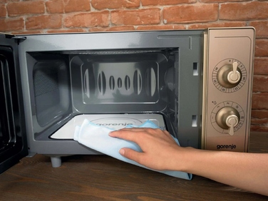 Мікрохвильова піч Gorenje BM235CLI, 800 Вт, 23 л