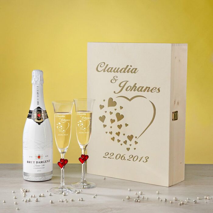 Polar Effect 2 Champagne Flutes with Red Hearts and Champagne Bottle in Gift Box - Personalized with Engraving - Wedding Gift Idea Champagne Glass Set - Heart Motif