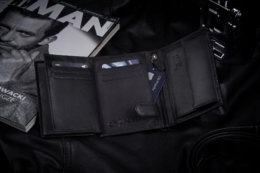 Чоловічий вертикальний гаманець із натуральної шкіри, чорний, з RFID-захистом ZAGATTO