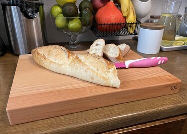 EFO Solid Cutting Board - Solid Chopping Block - Robust Cutting Block - Meat Cutting Board - Bread Board - Large Wooden Kitchen Board - XXL Chopping Block - Made of Beechwood (40x30x4cm)
