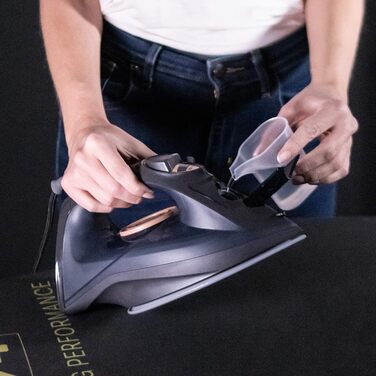 Праска відпарювач Ufesa Activa-Dampfbügeleisen PV1500C: керамічна підошва, 100 г паровість, Antitropfsystem, білий/блакитний