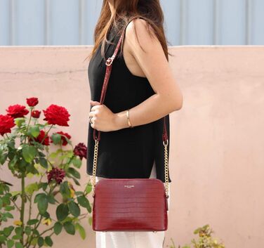 Сумка крос-боді David Jones жіноча зі штучної шкіри (екошкіра) червона з ланцюжком. Вечірня, повсякденна сумка-клатч на блискавці. Елегантний дизайн.