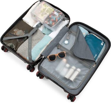 Чемодан валіза з полікарбонату Traveler's Choice Maxporter II з спін-колесами, 22 дюйми, темно-зелений