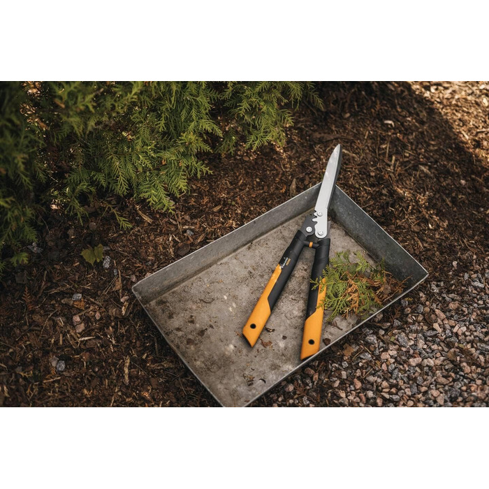 Садові ножиці Fiskars PowerGear X HSX92, антипригарне покриття, сталеві леза, 63 см, чорні/помаранчеві