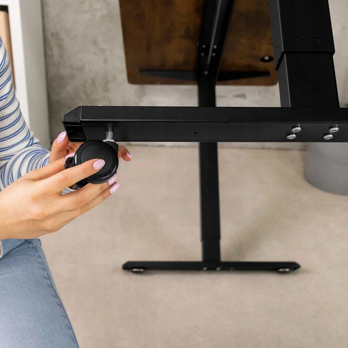 Електричний стіл для роботи Di Volio з регулюванням висоти, коричневий, 125x62 см