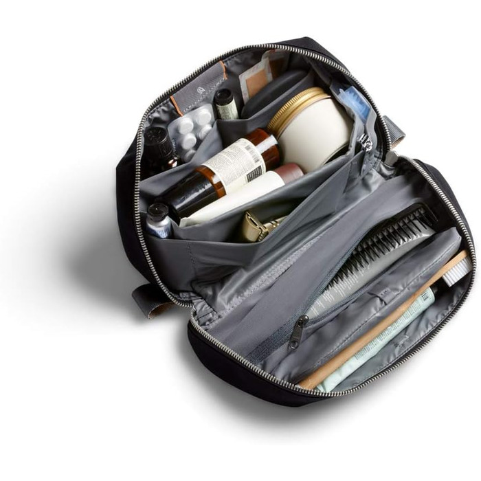 Чоловіча дорожня косметичка Bellroy Kulturbeutel Plus, чорна