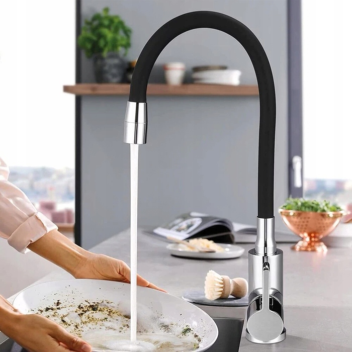 Змішувач для кухні стійкий Aqui RUB FLUX, чорний, сріблястий