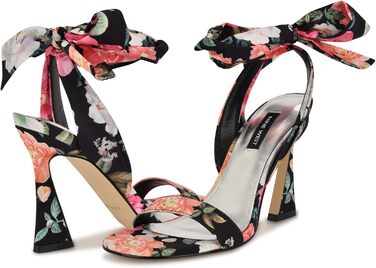 Босоніжки Nine West Kelsie на підборах, 39 EU, Black Summer Blooms принт, жіночі