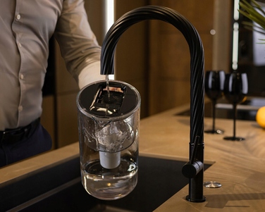 Скляний фільтр-кувшин Wessper D2 BOROSILICATE 3л, чорний + 6 фільтрів