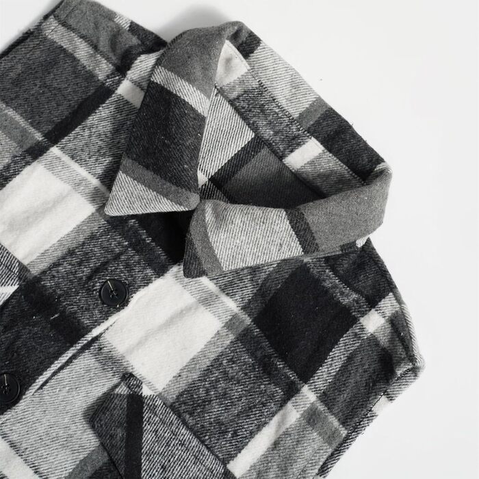 Флісова жилетка для жінок на зиму: тепла, м'яка, універсальна. Ідеальна для осені та зими. Чорний колір, розмір S