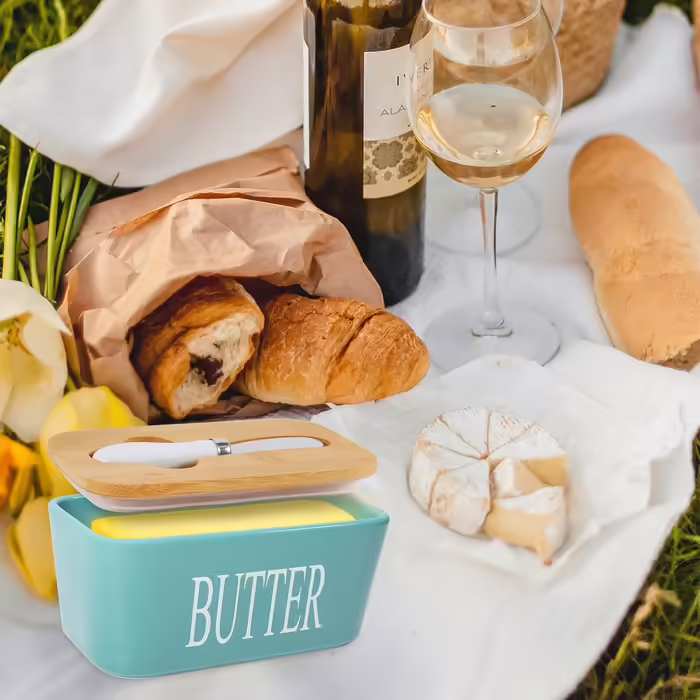 Porcelain butter dishes with lid, airtight silicone butter box, butter container for butter, nuts, cheese, sky blue + butter spreader