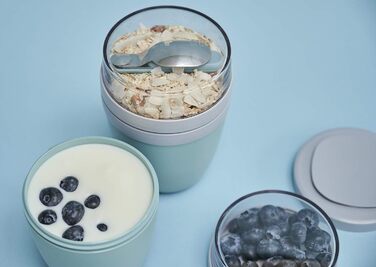 Mepal - Lunchpot & Folding Spoon Ellipse Set - Yogurt Cup To Go including Spoon - Separate compartments for yogurt & muesli - Meal Prep - Folding spoon To Go with travel case - Nordic Denim