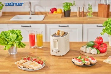 Тостер Zelmer ZTS7632F Fryderyk, бежевий, 650 Вт
