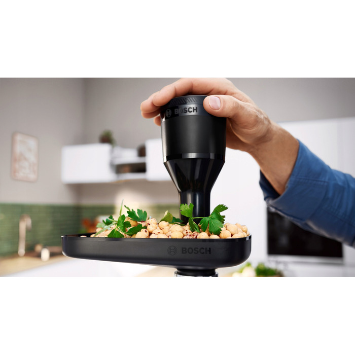 М'ясорубка Bosch Serie 6 MFWS607W 2100 Вт, реверс, біла