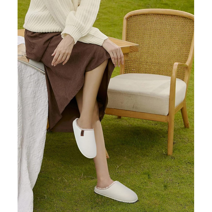 COFACE Халаці домашні жіночі з фетру, теплі, зручні, пухнасті, з м'якою підкладкою, з антиковзною гумовою підошвою для дому та вулиці (Бежево-білий, 41 EU)