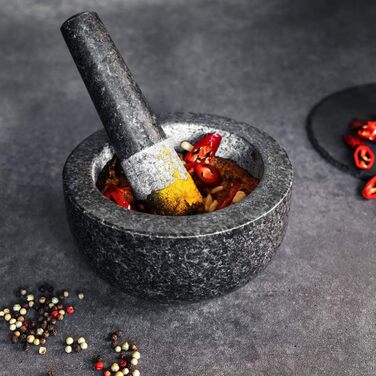 Navaris Granite Mortar and Pestle Set - Large Stone Mortar & Pestle for Spices, Pesto, Herbs - Includes Stamper with Mallet - Ø 16cm