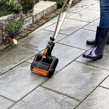 WORX WG441E.9 20V Cordless Multi-Brush - multifunctional surface brush for cleaning stone & wood surfaces & weed removal - integrated water connection - PowerShare compatible - without battery & charger (stiff brush for stone/concrete surfaces)