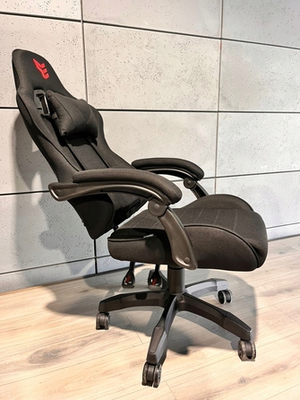 Ігрове крісло Prototype Enzo, тканина, чорне