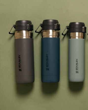 STANLEY Quick Flip Go Bottle, 680 ml, (1065 ml, Anthracite)