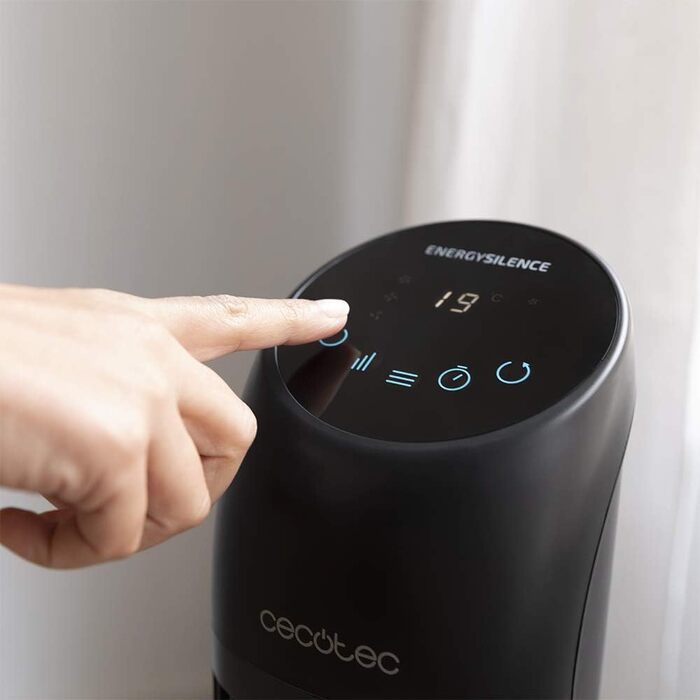 Турбовентилятор Cecotec EnergySilence 8050 SkyLine Smart з пультом та таймером. 45 Вт, 3 швидкості, осциляція, LED-дисплей, сенсорне управління, мідний двигун, чорний колір