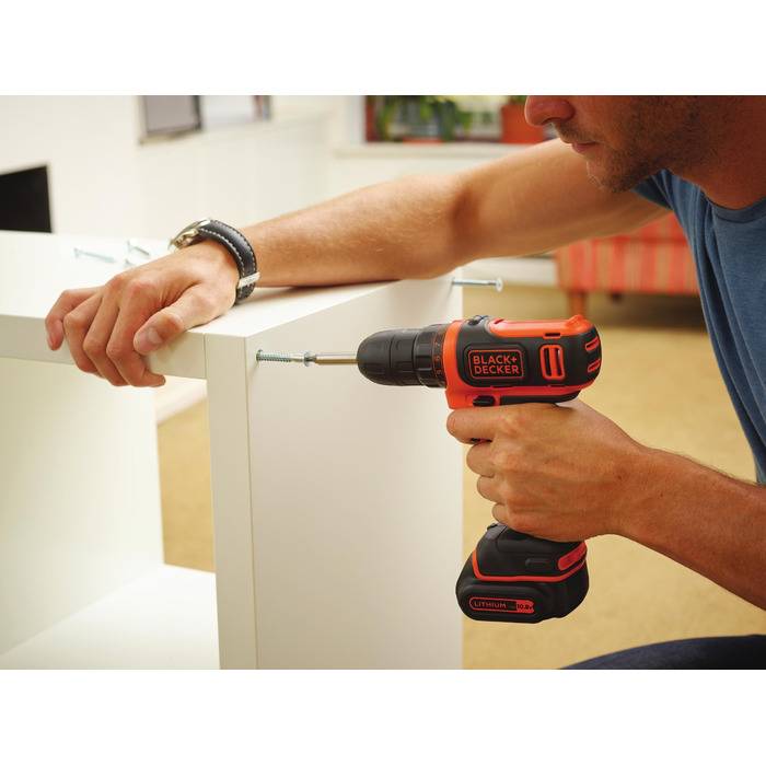 Акумуляторний шурупокрут Black+Decker BDCDD12 10,8 В