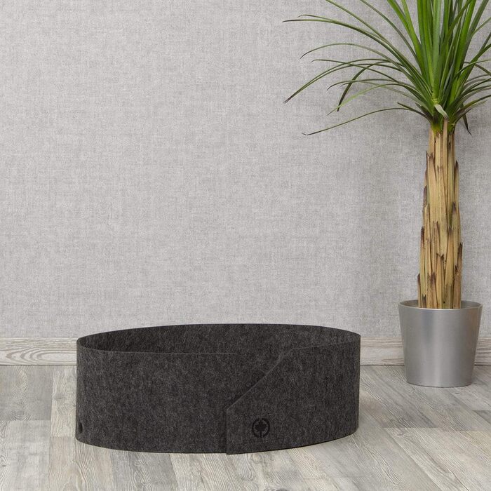 Кігтеточка для котів CanadianCat Owen XL, діаметр 50 см, сірий фетр, з хвилястим картоном