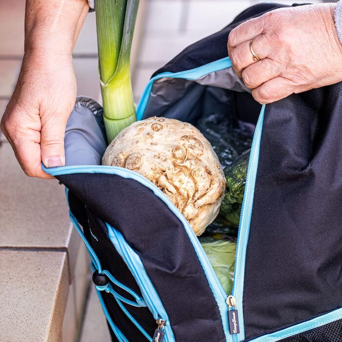 Ізотермічний рюкзак CampFeuer 30 літрів: легкий, водонепроникний, для пікніків, кемпінгу, пляжу та відпочинку на природі (чорний)