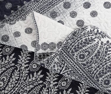 Літній комплект постільної білизни Marina Decoration з покривалом та двома наволочками, візерунок «Квіткові гілки», розмір King