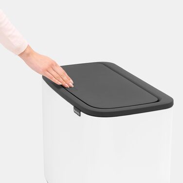 Сміттєвий бак Brabantia Bo Touch Bin 36 л, металевий, білий, з внутрішнім відром (54 x 32 x 68 см)